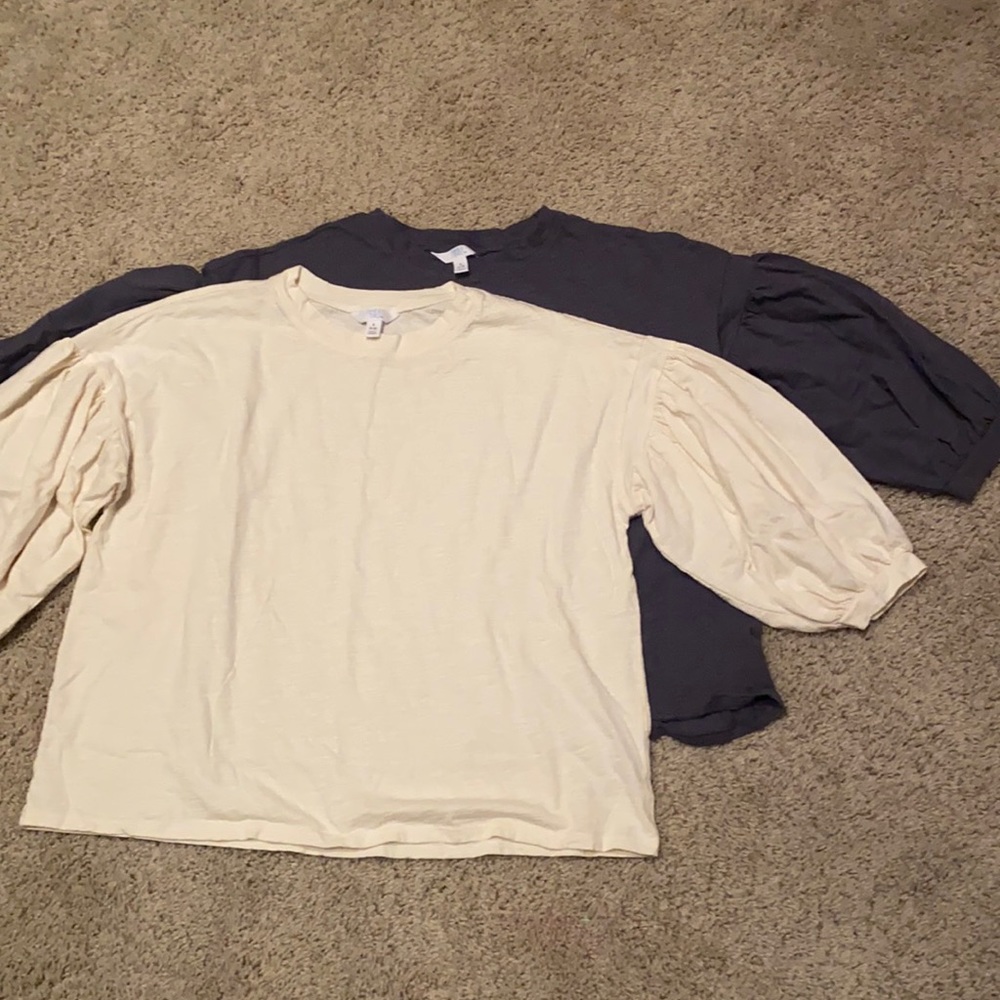 NWOT TIME AND TRU 2 SHIRTS SMALL
